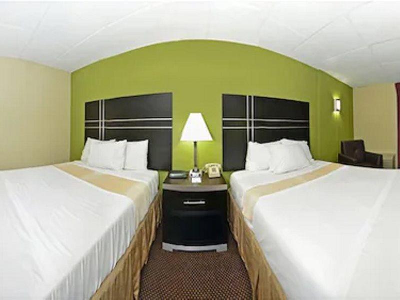 Days Inn Oil City Conference Center المظهر الخارجي الصورة